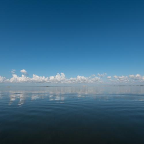 horizon of south Texas bay